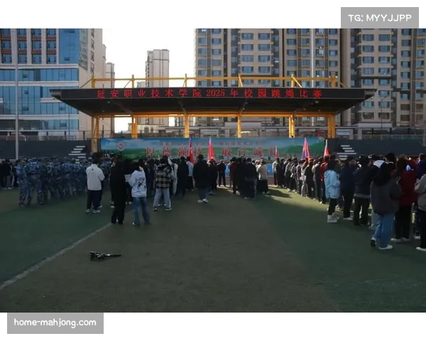 天皇杯首轮大学球队参与 体验职业比赛对抗节奏